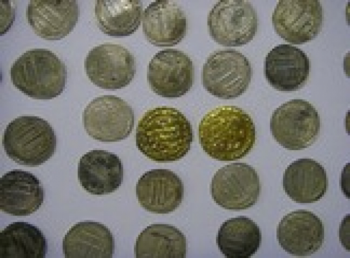 На Сумщине СБУ задержала контрабандиста старинных монет