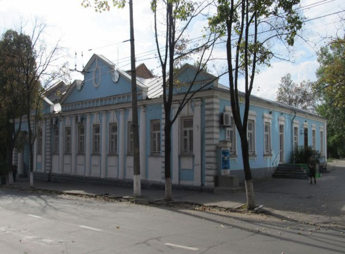 В Сумах на улице Троицкой могут уничтожить историческое здание (+фото)