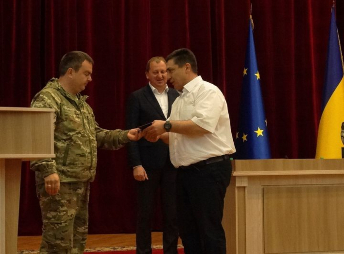 В Сумах наградили военнослужащих 15 Сумского отдельного мотопехотного батальона