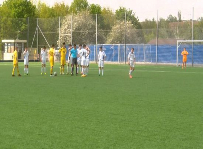 «Барса» побеждает в гостях
