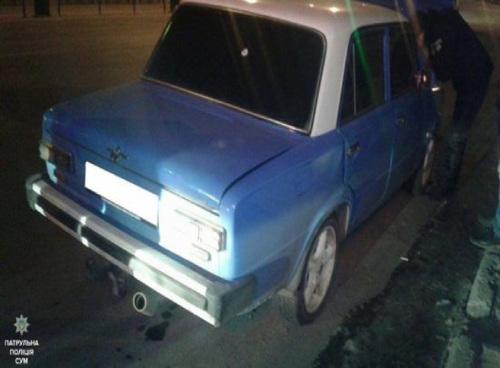 В центре Сум патрульные задержали авто с нелегалами (+фото)