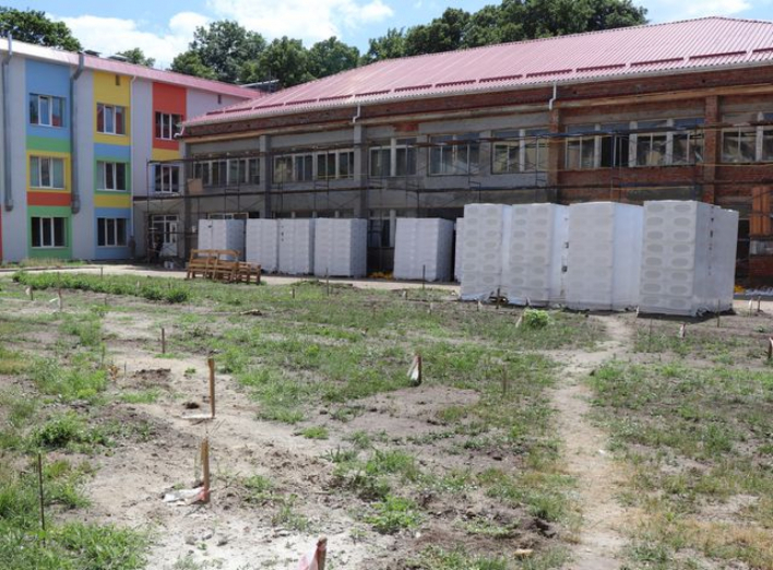 У Сумах повним ходом йде будівництво унікального Центру реабілітації дітей фото