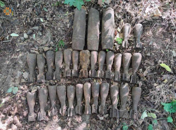 На Сумщині за минулу добу виявлено 30 боєприпасів часів минулої війни фото