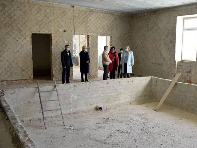 В Охтирській школі за 30 млн грн збираються ремонтувати басейн фото