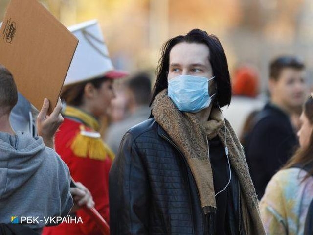 В Україні 8832 нових випадки коронавірусу фото
