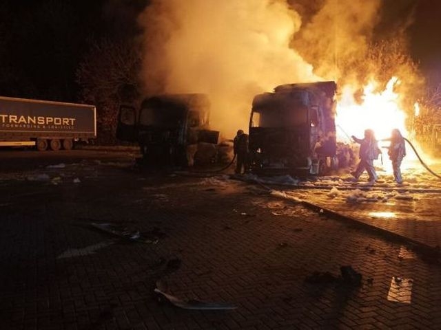 На автозаправці у Харківській області сталась масштабна пожежа