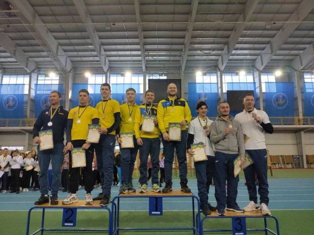 13 січня сумські лучники стали чемпіонами України фото
