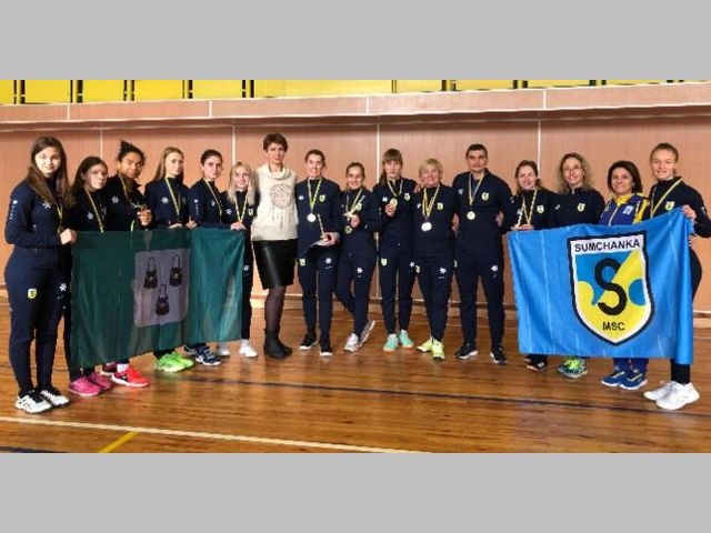 Сумські хокеїстки знову стали чемпіонками України фото