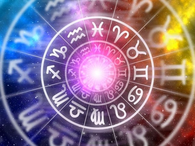 Тижневий гороскоп на 21-27 лютого 2022 року фото