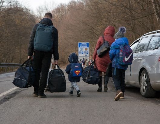 Кількість біженців з України перевищила 4,3 млн осіб