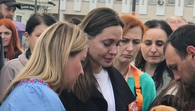 Анджеліна Джолі приїхала до Львова фото