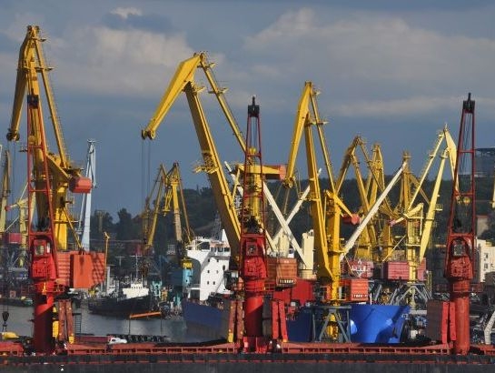 Росія вдарила по порту Одеси