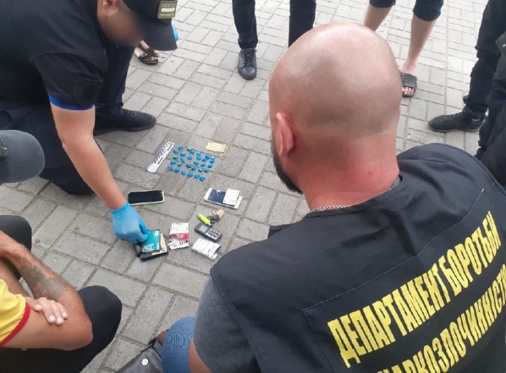Сумські поліцейські затримали наркокур’єра