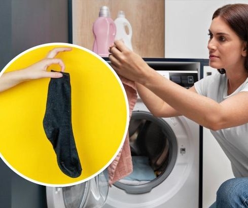 Куди зникають шкарпетки в пральній машині і як цього уникнути фото
