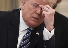 ФБР обшукало маєток Трампа у справі про секретні документи