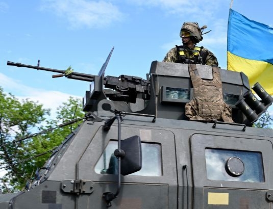 В Україні продовжили воєнний стан та мобілізацію фото
