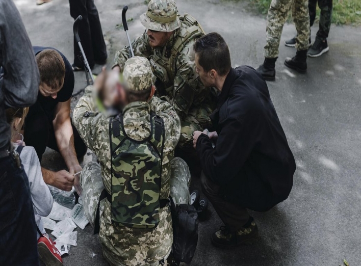У Чернігові пролунав вибух: травмувалися діти фото