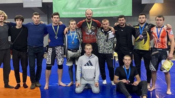 Сумчани завершили виступ на чемпіонаті України з панкратіону з медалями фото