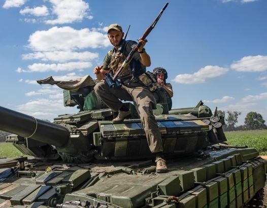 Літак, півсотні ББМ та майже тисяча окупантів: Генштаб назвав втрати РФ
