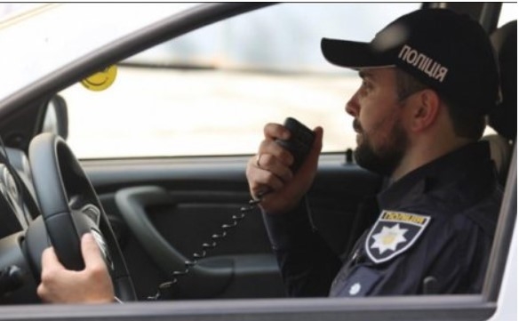 У випадку блекауту поліція Сумщини буде сповіщати про повітряну тривогу за допомогою гучномовців фото