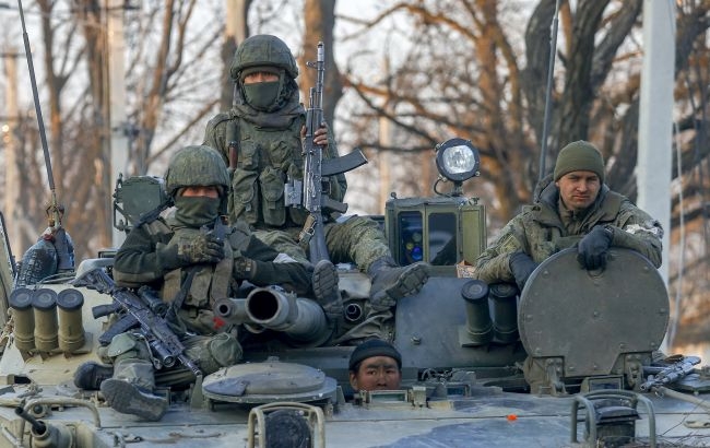 Росіяни хочуть почати наступ на ще одному напрямку на Донбасі фото