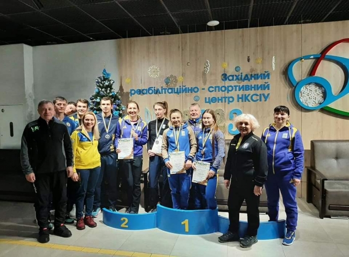 Лижники з Сумщини з медалями змагань FIS фото