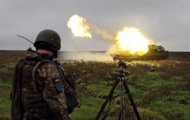 Мінус танк, артилерія та 550 окупантів: названо нові втрати РФ фото