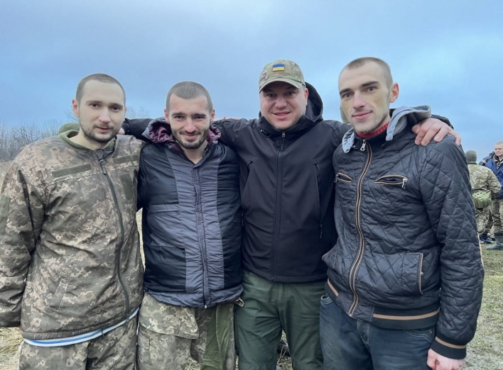 З російського полону повернулися семеро жителів Сумщини фото З російського полону повернулися семеро жителів Сумщини фото