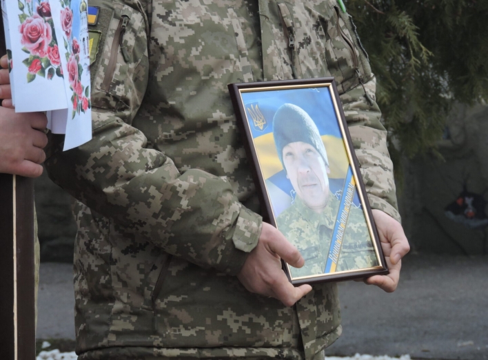 Роменці провели в останню путь українського захисника Олега Кабанова фото
