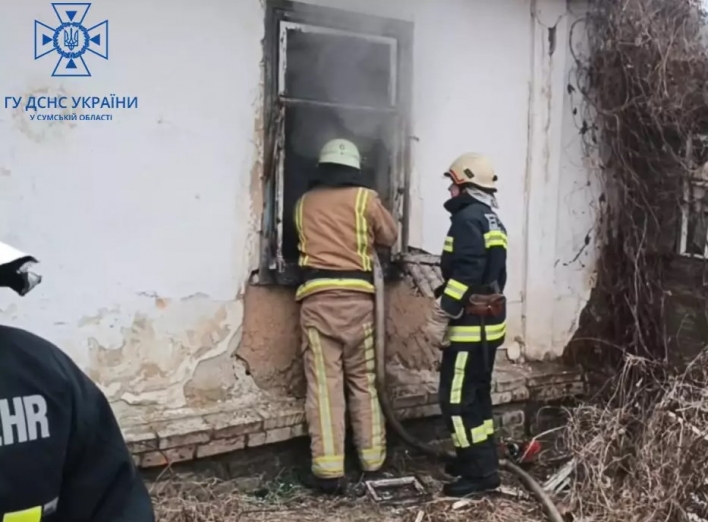 У Білопіллі в пожежі загинула людина фото У Білопіллі в пожежі загинула людина фото