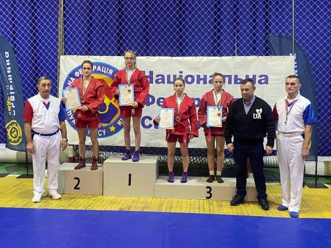 Самбісти з Сумщини здобули медалі чемпіонату України фото