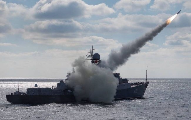 Росія вивела у Чорне море фрегат з "Калібрами" та активізує розвідку дронами фото