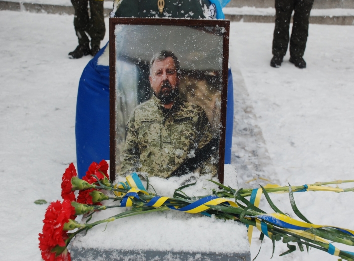 Шосткинці попрощалися із захисником України Сергієм Шевелем фото
