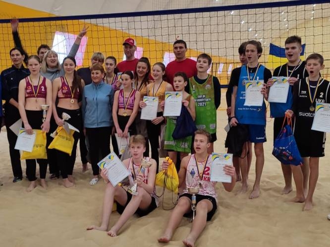 Сумські пляжниці виграли чемпіонат України з пляжного волейболу фото
