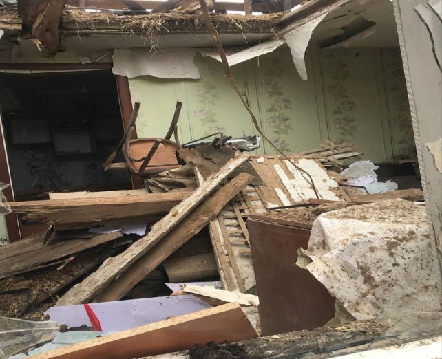 За день росіяни пошкодили кілька будинків і ЛЕП на Сумщині фото