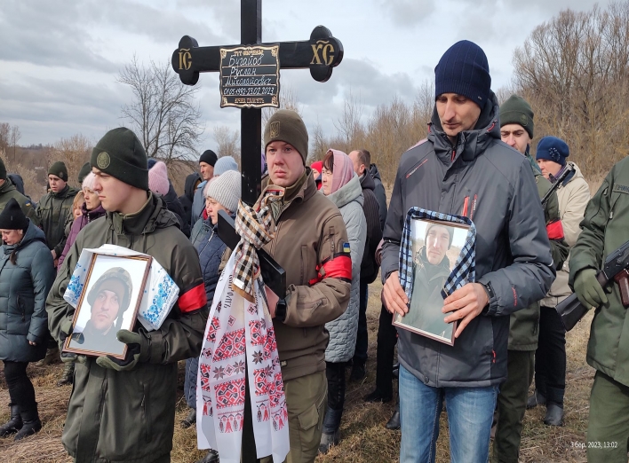 На Білопільщині попрощалися із захисником України фото