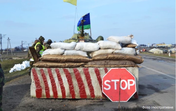 У Сумах не планують відновлювати вуличне освітлення і прибирати блокпости фото