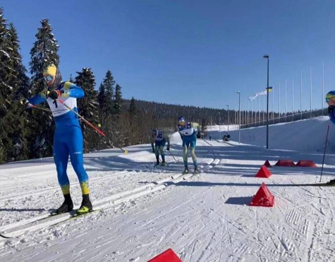 Сумські студенти відзначилися на чемпіонаті України з лижних гонок фото