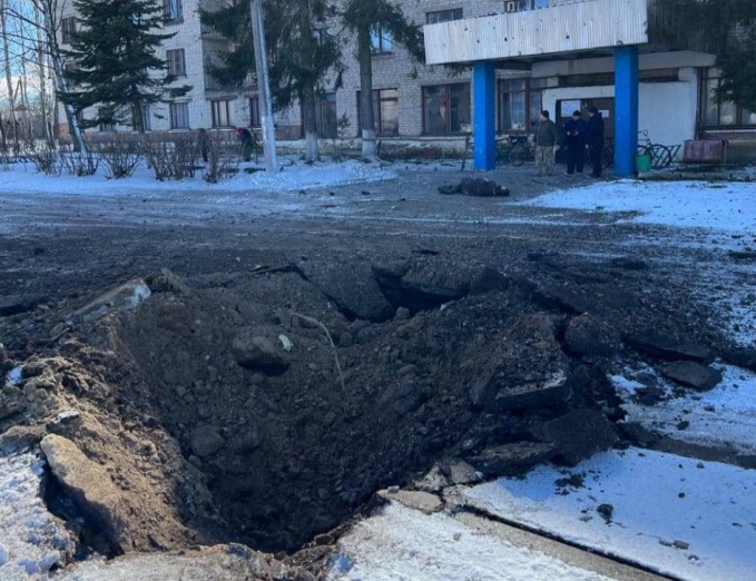Російські війська вгатили ракетою по Зноб-Новгородському: є загиблий та поранені фото