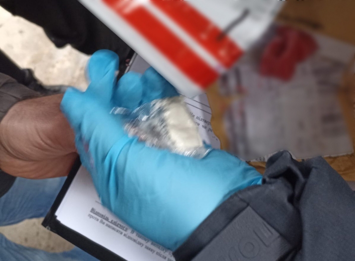 У Конотопі спіймали 14-річного наркозакладчика