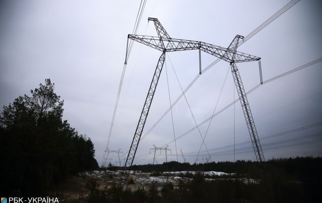 Енергосистема України працює без обмежень фото