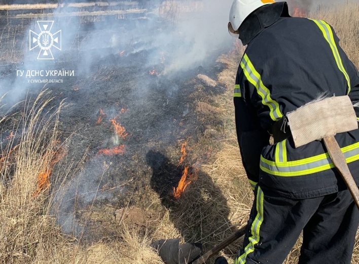 На Сумщині на пожежі загинув пенсіонер фото