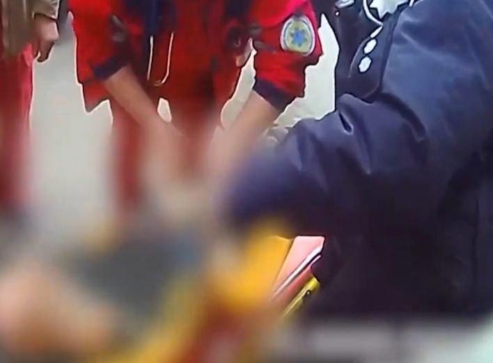 В Охтирці поліцейські врятували життя чоловіку фото