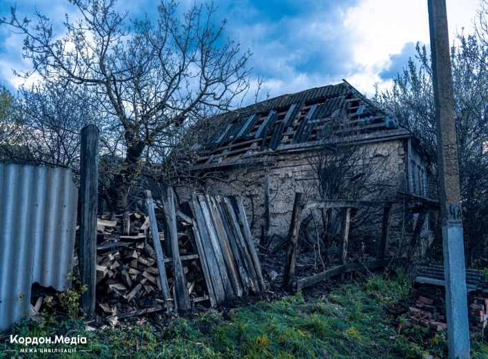 Є руйнування: протягом дня росіяни обстріляли 7 громад Сумщини фото