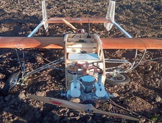 На Сумщині вночі збили саморобний дрон-розвідник фото