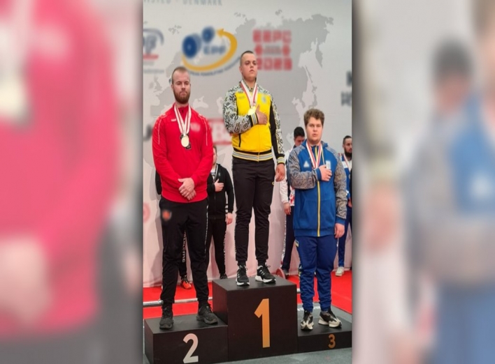 Шосткинець здобув медаль на чемпіонаті Європи з пауерліфтингу фото