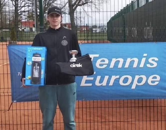 Сум’янин виграв тенісний турнір в Естонії фото