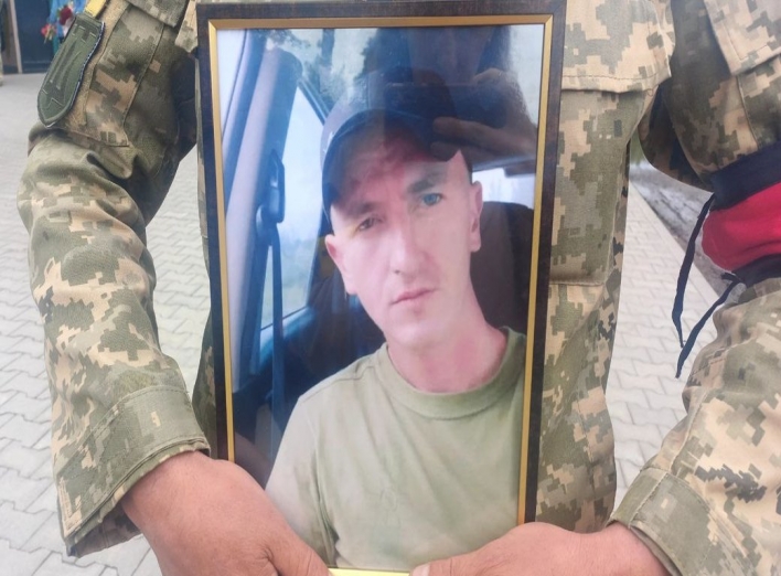 У Сумах поховали військового Дмитра Кірієнкова фото