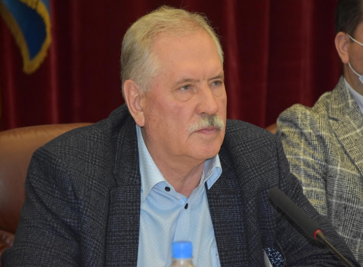 Прокуратура вимагає скасувати рішення про передачу землі фірмі голови облради фото Прокуратура вимагає скасувати рішення про передачу землі фірмі голови облради фото