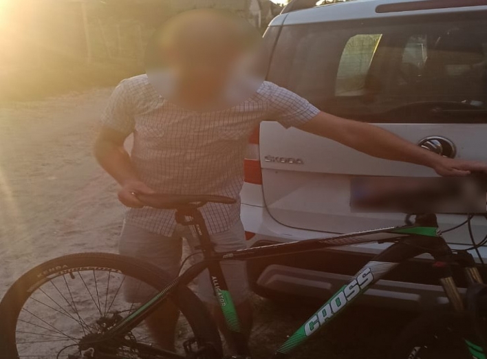 У Сумах поліція оперативно затримала велокрадія фото